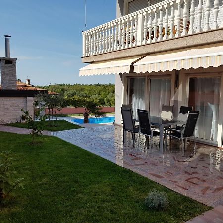 Ferienhaus Bucic Buje Exterior photo